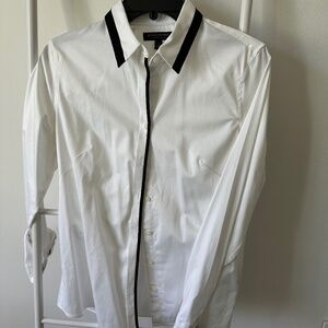 White Banana Republic Non-Iron Fitted Button Down with Black Detail